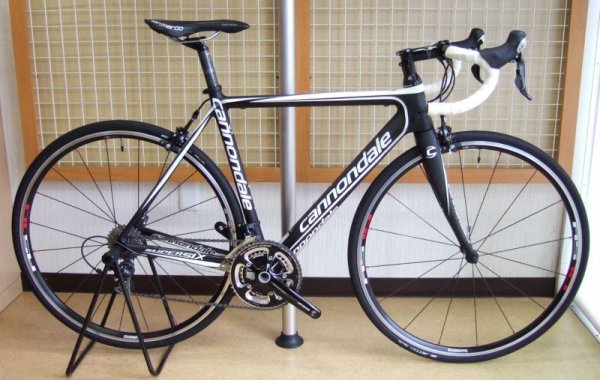 画像1: 【冬期限定特価 3万円OFF！】Cannondale SUPERSIX 105（キャノンデール スーパーシックス 105） (1)