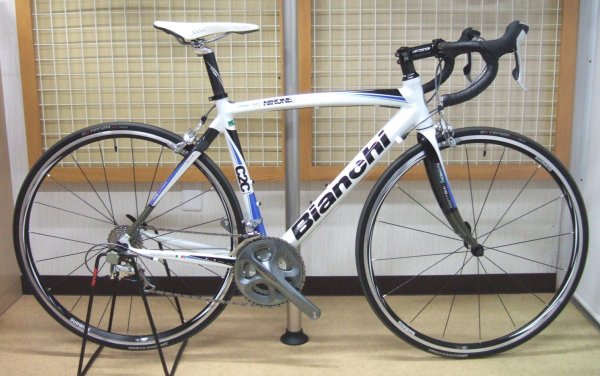 画像1: 【冬期限定特価 2万円OFF！】Bianchi NIRONE 7 C2C ULTEGRA（ビアンキ ニローネ 7 C2C アルテグラ） (1)