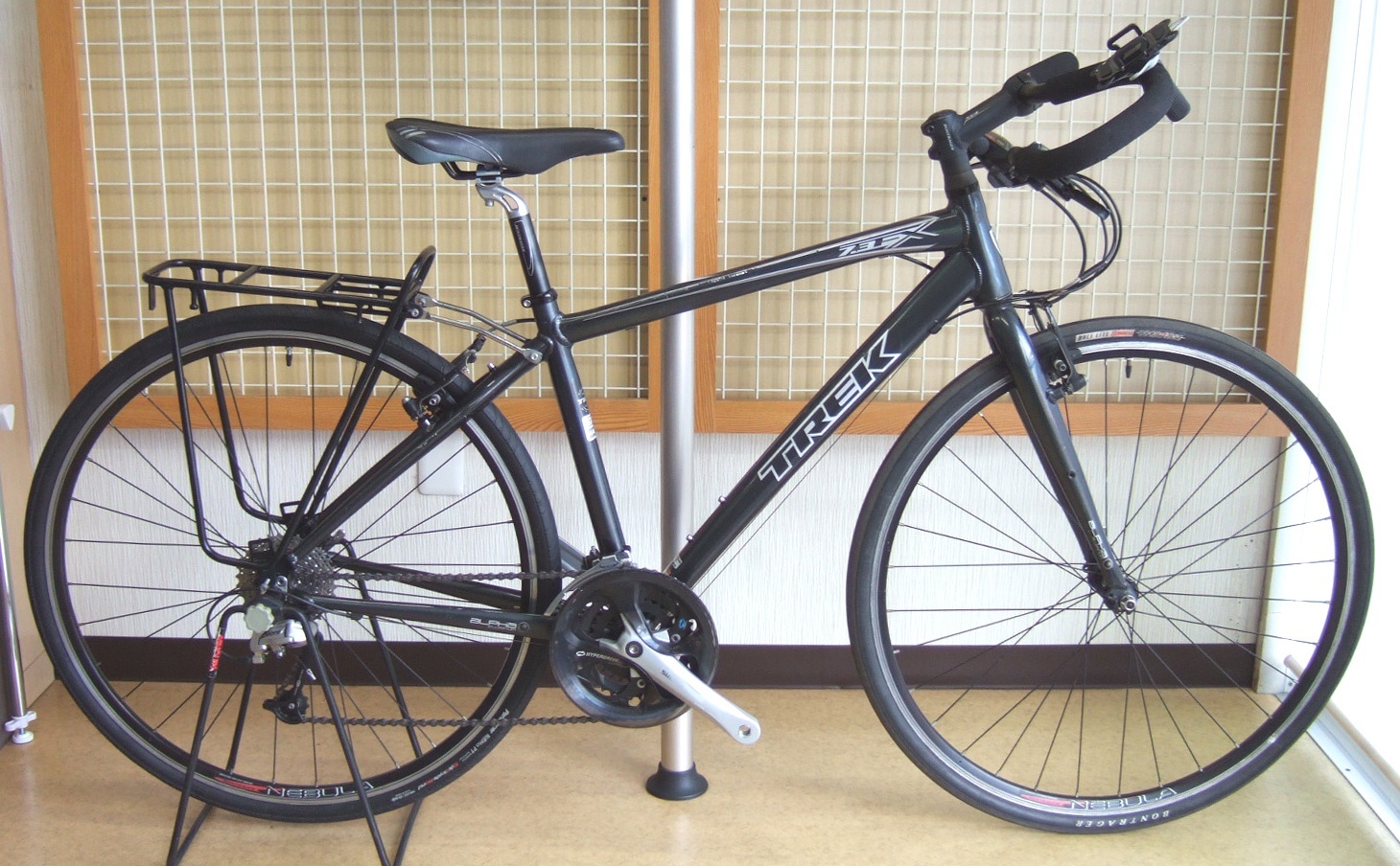 TREK 7.3 FX マルチハンドル多目的バイク