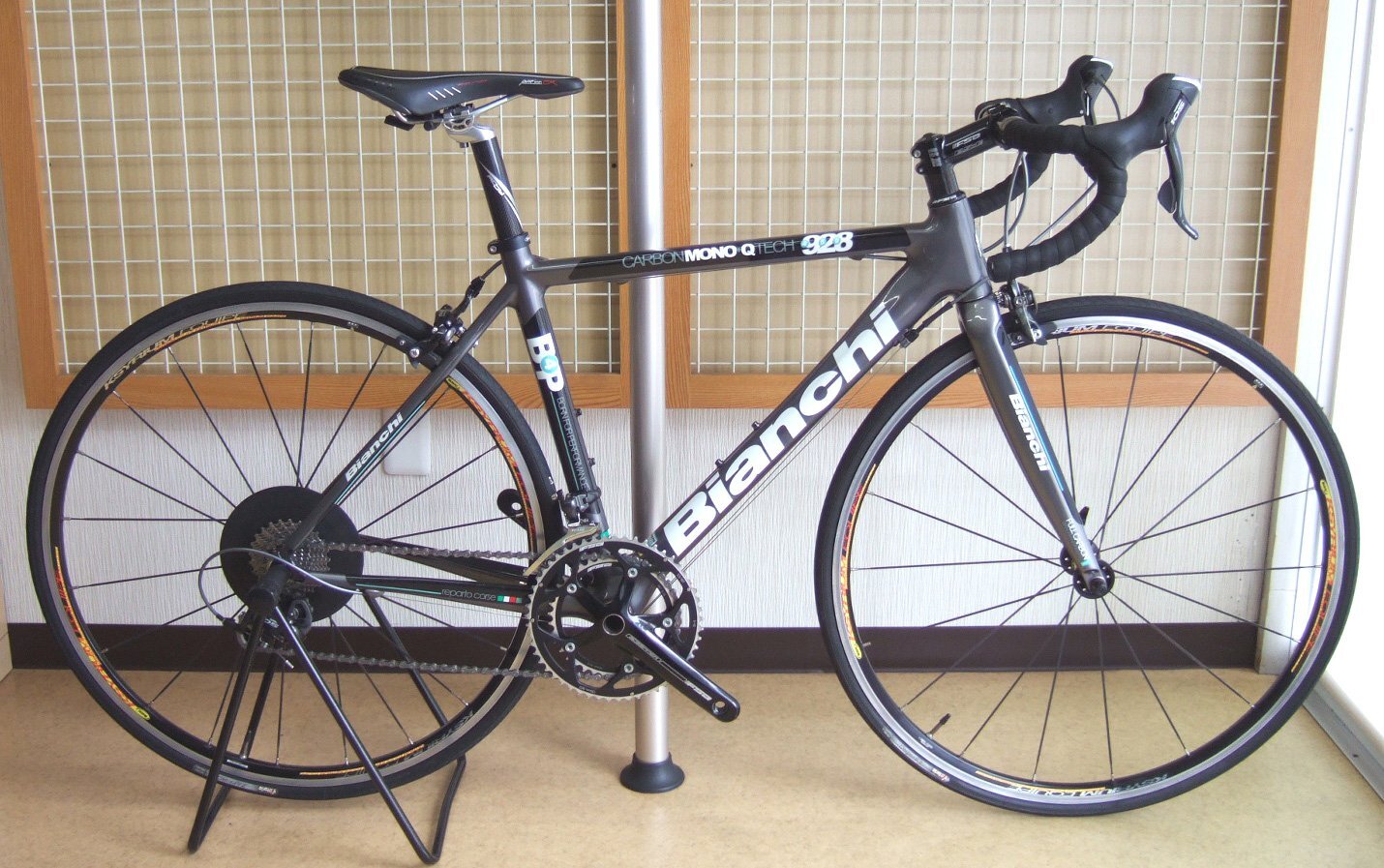 Bianchi CARBON MONO-Q TECH 928（ビアンキ カーボン モノキュー テック 928）